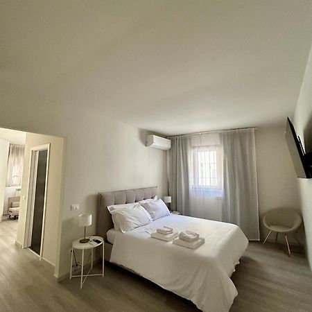 7Suites Емполи Екстериор снимка