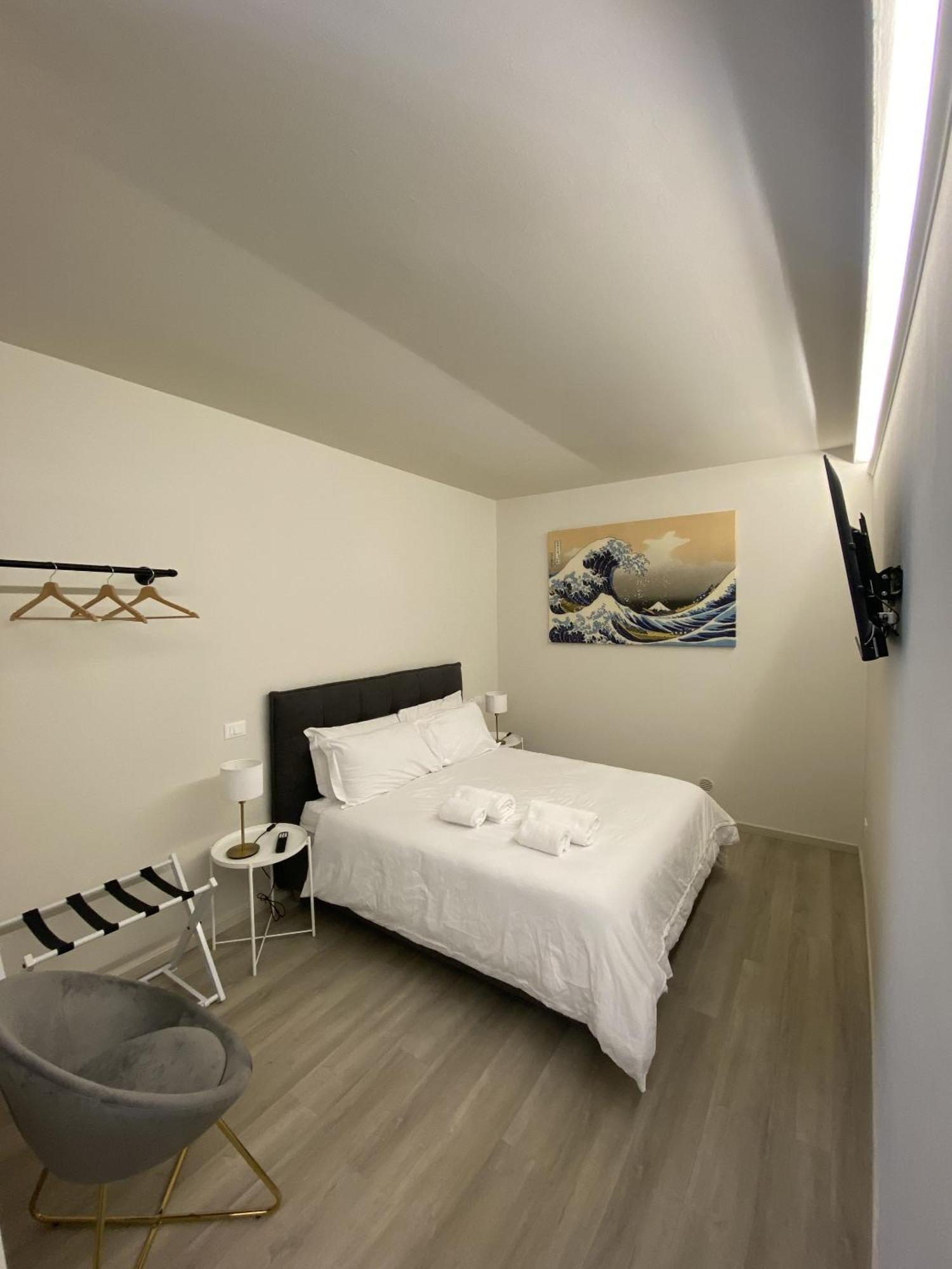 7Suites Емполи Стая снимка