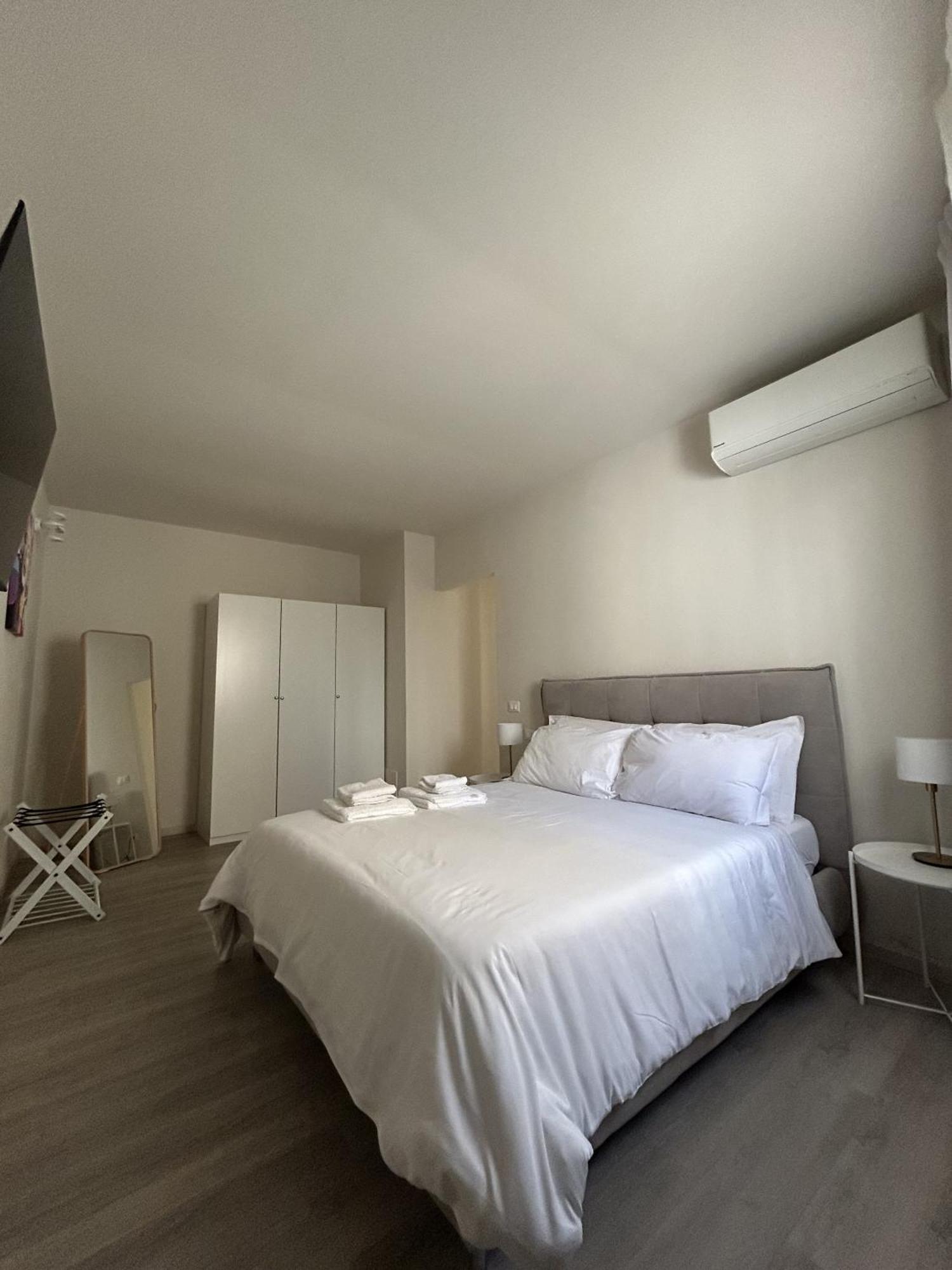 7Suites Емполи Екстериор снимка